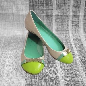 ❤️Marc Fisher Patent Cream and Green Flats